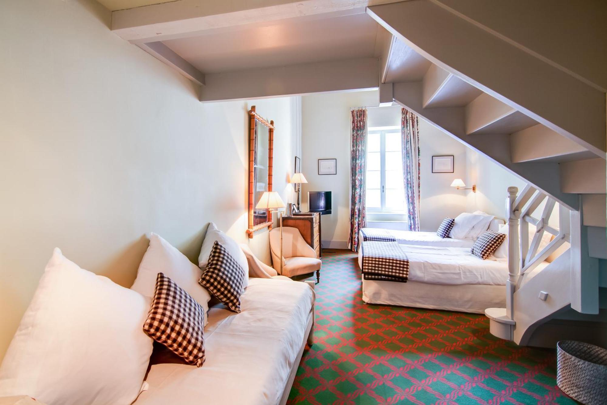 Le Mas De Peint - Hotel Et Restaurant อาร์ลส์ ภายนอก รูปภาพ