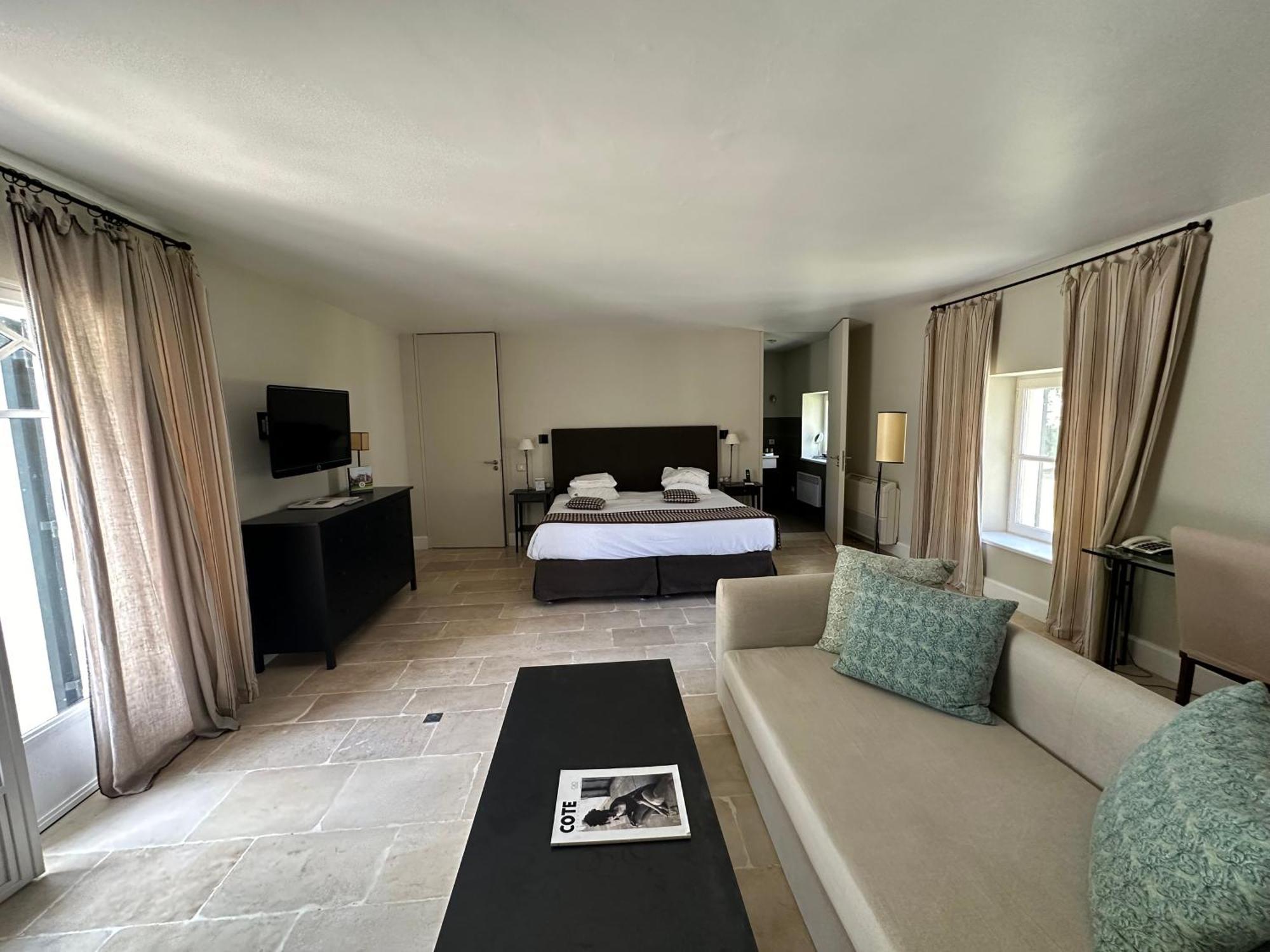 Le Mas De Peint - Hotel Et Restaurant อาร์ลส์ ภายนอก รูปภาพ