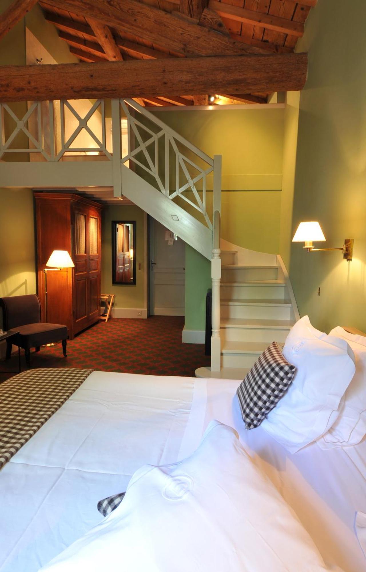 Le Mas De Peint - Hotel Et Restaurant อาร์ลส์ ห้อง รูปภาพ